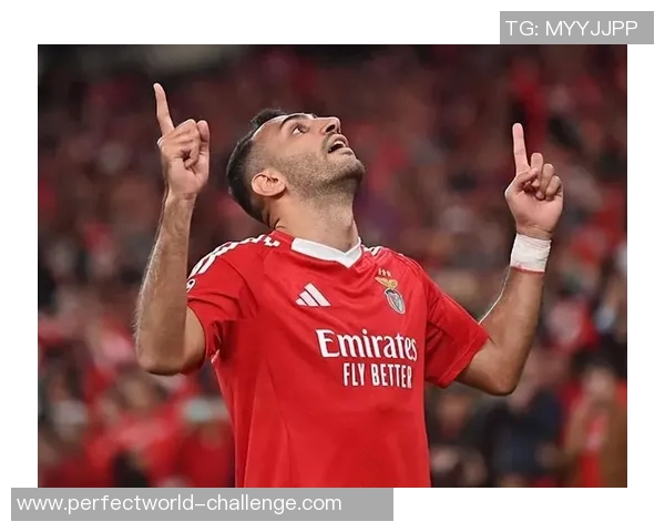 本菲卡逆袭多特蒙德3-0胜利成世界杯历史冷门瞬间引发全场狂欢