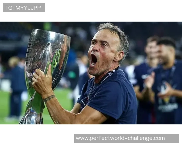 欧联杯惊天冷门巴黎圣日耳曼大胜巴萨红牌事件引发全场热议 欧联杯惊天冷门巴黎圣日耳曼大胜巴萨红牌事件引发全场热议