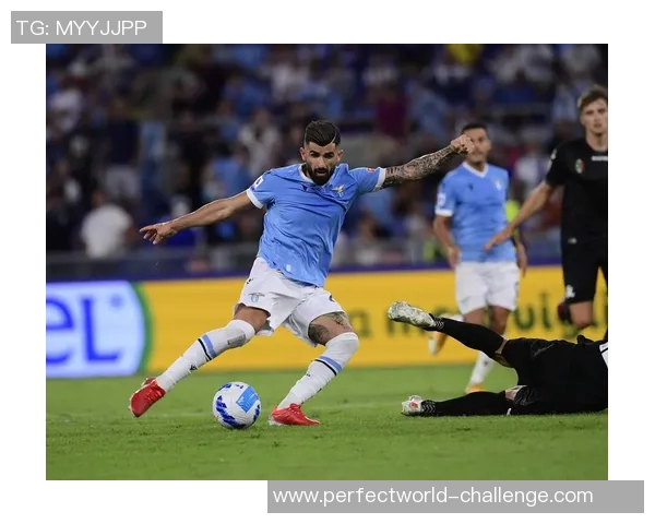 德甲热刺与AC米兰战平乌龙球成比赛转折点数据分析揭示精彩瞬间